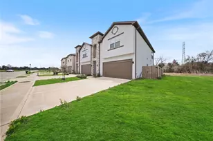 1934 Olivos St, Missouri City, TX 77459 - Photo 3