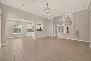 5015 Cottonglen Ct, Houston, TX 77041 - Photo 5