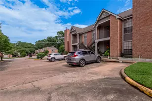 2402 Sycamore Ave, Huntsville, TX 77340 - Photo 25