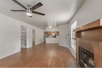 2402 Sycamore Avenue #E1, Huntsville, TX 77340 - Photo 7