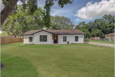 112 Walnut Street, Angleton, TX 77515 - Photo 1