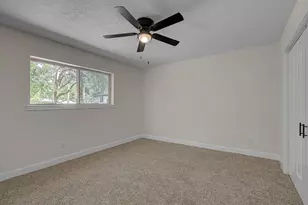 112 Walnut St, Angleton, TX 77515 - Photo 17