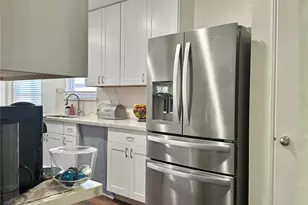 2623 Sockeye Dr, Houston, TX 77045 - Photo 9