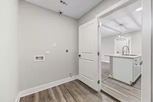 12410 Kitty Ln, Houston, TX 77015 - Photo 17