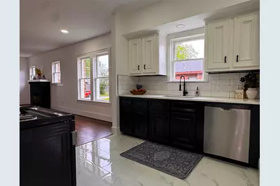 1569 Elliott Street, Houston, TX 77023 - Photo 5