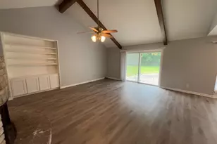 27226 Pyeatt Ln, Conroe, TX 77385 - Photo 3