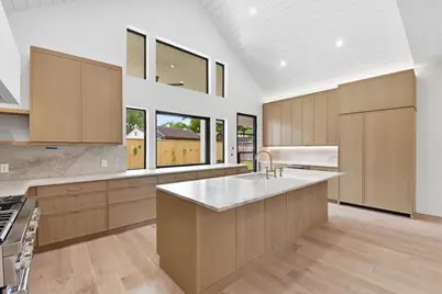 959 Althea Drive, Houston, TX 77018 - Photo 15