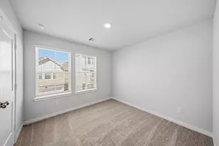 11419 Velvet Fld Dr, Houston, TX 77047 - Photo 9
