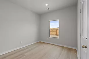 2361 Millican Dr, Dayton, TX 77535 - Photo 9