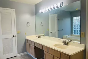 8815 Crazy Horse Trail, Houston, TX 77064 - Photo 11