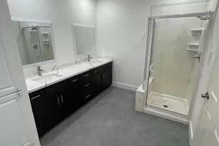 2110 Chenevert St, Houston, TX 77003 - Photo 9