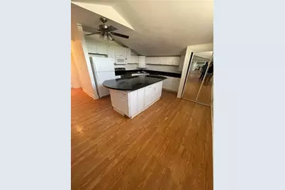 2110 Chenevert Street #8, Houston, TX 77003 - Photo 5