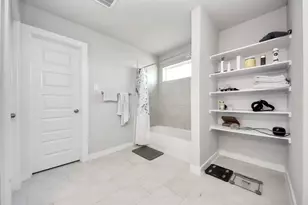 14619 Olive Sparrow Ln, Houston, TX 77049 - Photo 27