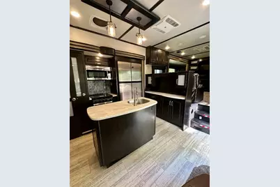 143 Moffett Springs Road #B, Huntsville, TX 77320 - Photo 7