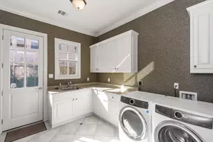1503 Johanna Dr, Houston, TX 77055 - Photo 17