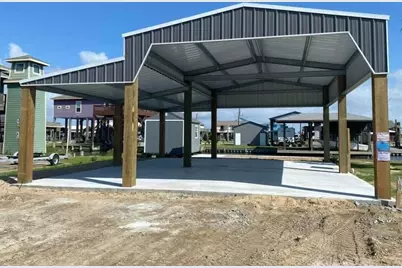 1105 Helen Dowdy, Crystal Beach, TX 77650 - Photo 3