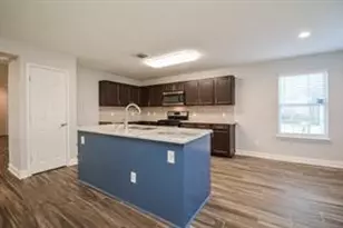 303 Mantova Dr, Houston, TX 77073 - Photo 11