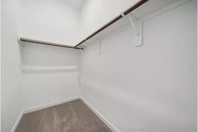 8470 Berry Green Lane, Houston, TX 77022 - Photo 19