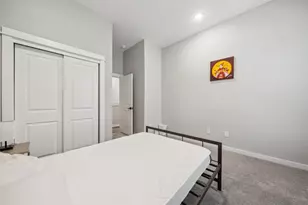 8470 Berry Green Ln, Houston, TX 77022 - Photo 21