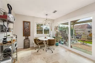 16910 Dusty Mill Dr W, Sugar Land, TX 77498 - Photo 9