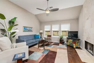 16910 Dusty Mill Dr W, Sugar Land, TX 77498 - Photo 5