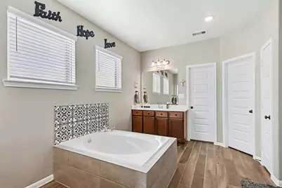 2510 Humble Way, Rosenberg, TX 77471 - Photo 19