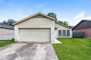 1308 Wilson Dr, Rosenberg, TX 77471 - Photo 1