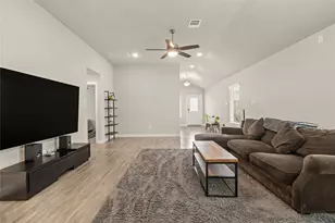 5831 Sunrise Btm Ln, Fulshear, TX 77441 - Photo 5
