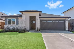 13220 Lago Acero Ln, Texas City, TX 77568 - Photo 1