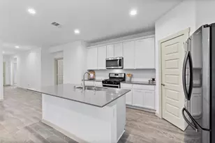 13220 Lago Acero Ln, Texas City, TX 77568 - Photo 11