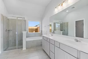 2219 Villa Bella Ln, Friendswood, TX 77546 - Photo 29