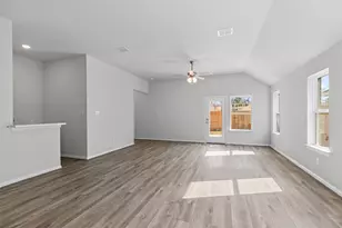 2219 Villa Bella Ln, Friendswood, TX 77546 - Photo 17