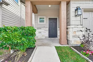 5122 Emma Forest St, Houston, TX 77018 - Photo 5