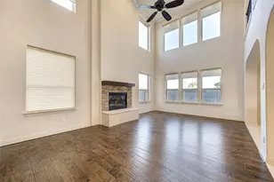 2422 Camden Creek Ln, Houston, TX 77077 - Photo 9