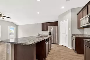 20112 Leaf River Cir, New Caney, TX 77357 - Photo 15