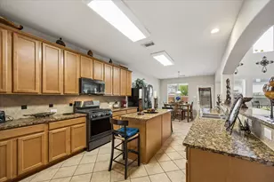 7610 Summer Shore Dr, Rosenberg, TX 77469 - Photo 11