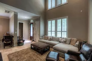 1043 Memorial Village Dr, Houston, TX 77024 - Photo 1