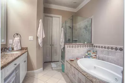 1043 Memorial Village Drive, Houston, TX 77024 - Photo 7