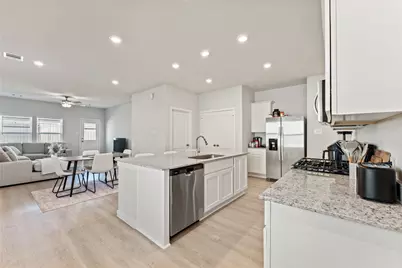 16215 Globetrotter Court, Porter, TX 77365 - Photo 7