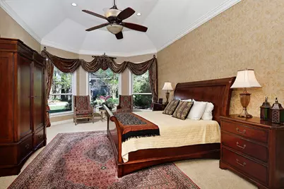 22 W Bracebridge Circle, The Woodlands, TX 77382 - Photo 11