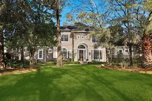 22 W Bracebridge Cir, The Woodlands, TX 77382 - Photo 1