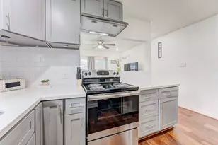 2720 Truxillo St, Houston, TX 77004 - Photo 7