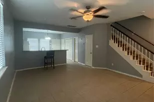 2117 Kemah Village Dr, Kemah, TX 77565 - Photo 5