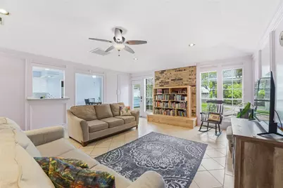 22338 Wetherburn Lane, Katy, TX 77449 - Photo 5