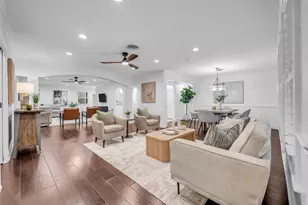 8702 Ilona Ln, Houston, TX 77025 - Photo 7