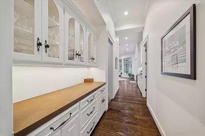 47 N Regent Oak, The Woodlands, TX 77381 - Photo 11