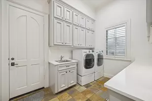 47 N Regent Oak, The Woodlands, TX 77381 - Photo 37