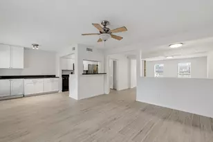 1653 W Sam Houston Pkwy S, Houston, TX 77042 - Photo 9