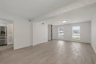 1653 W Sam Houston Pkwy S, Houston, TX 77042 - Photo 7