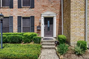 1653 W Sam Houston Pkwy S, Houston, TX 77042 - Photo 3